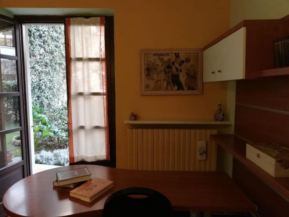 Relax Santa Chiara Apartment Bra Ngoại thất bức ảnh