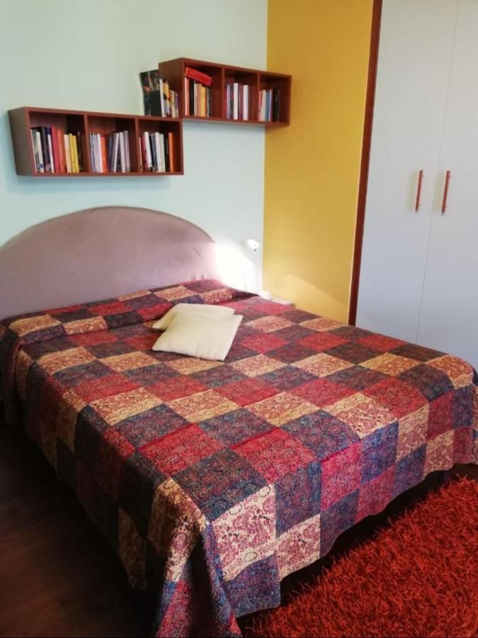 Relax Santa Chiara Apartment Bra Ngoại thất bức ảnh